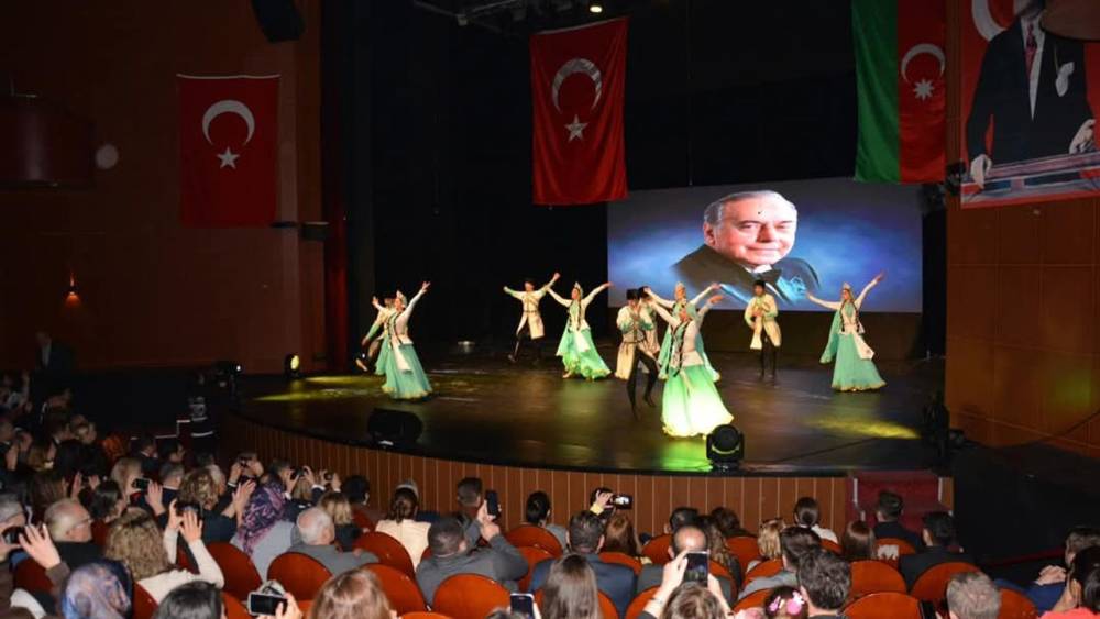 Ankara'da Azerbaycan rüzgarı